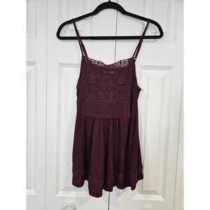 Maurices Embroidered Lace Flowy Tank Top Adjustable Straps Burgundy Large